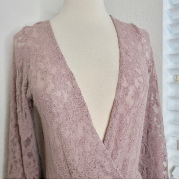 FREE PEOPLE Lace Romper In Mauve XS - Picture 6 of 11